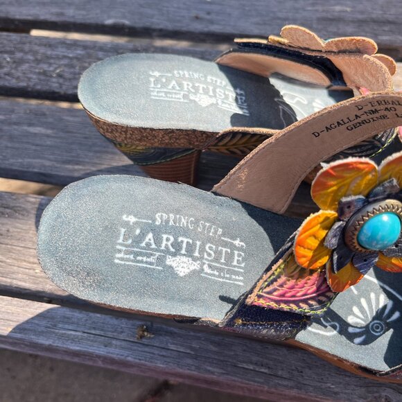 L'Artiste New Spring Step Women's Bari Floral Navy Multi Sandals, Size 40 = 9M - Picture 4 of 12